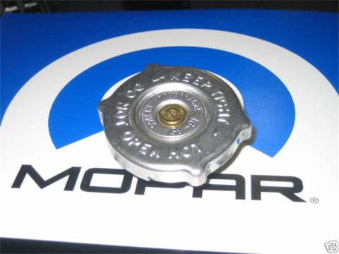 Radiator Cap Mopar 16 Lbs. 76-86 CJ, 94-95 Wrangler YJ 81-91 Sj 91-00 Cherokee XJ OMIX