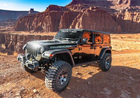 4 Inch Dual Rate Coil Lift Kit 2018-2025 Jeep Wrangler JL Unlimited 4-Door 4WD with Fox 2.0 Reservoir Shocks Will not fit Mojave Edition Superlift