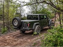 WingMate Rear Bumper Fits 2020-2024 Jeep Gladiator (RGR-11540.38) Rugged Ridge