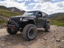 2.5 Inch Dual Rate Coil Lift Kit 2018-2025 Jeep Wrangler JL Unlimited Including Rubicon with Superlift Shadow Series Shocks Superlift