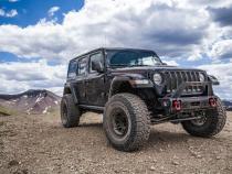 4 Inch Dual Rate Coil Lift Kit 2018-2025 Jeep Wrangler JL Unlimited Including Rubicon with Superlift Shadow Series Shocks Superlift